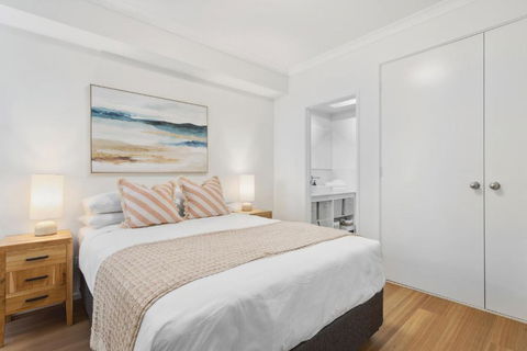 REGL20/11 - Regal In East Perth - Accommodation Georgetown 2
