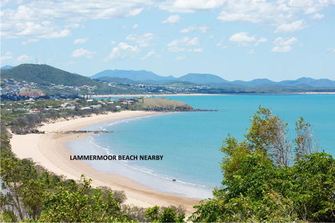 RELAX @48 CLOSE TO BEACH Sleeps 7 - Accommodation Georgetown 1