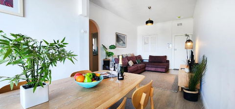 Relaxed Coastal Living With Fantastic Sea Views - Accommodation Georgetown 2