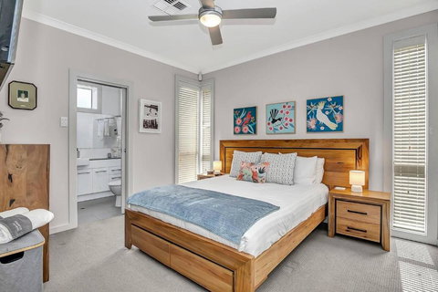 Relaxing Getaway Steps From Grange Beach - Accommodation Georgetown 3