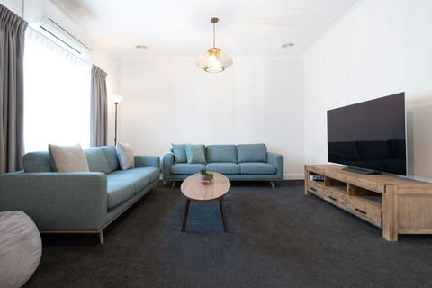 Renovated Delight In Invermay - Accommodation Georgetown 0