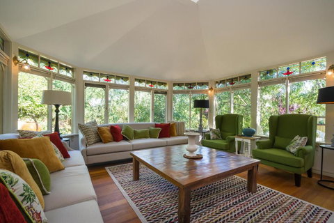Rent Your Own Historic Hotel For Holidays & Events - Accommodation Georgetown 3