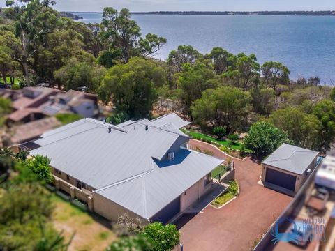 Rest & Recharge In Bouvard - Accommodation Georgetown 3