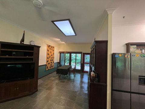 RIflebird Lodge - Accommodation Georgetown 2