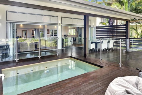 Ripples On The Beach - Beachfront Mission Beach - Accommodation Georgetown 0