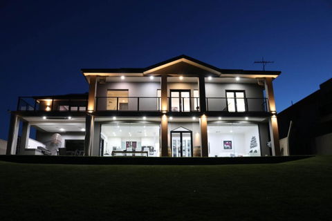 River Devine - Accommodation Georgetown 2
