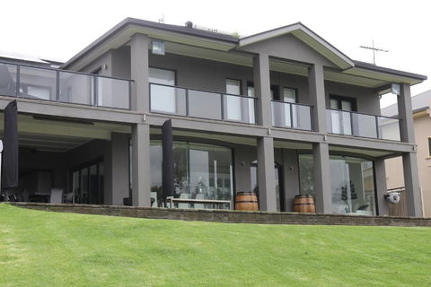 River Devine - Accommodation Georgetown 0