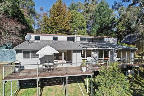 River Rest Merrijig Near Base Of Mount Buller - Accommodation Georgetown 0