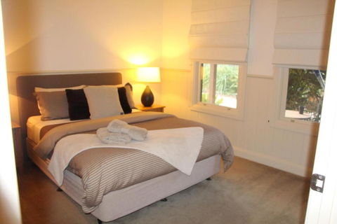 River Rock Cottage Centrally Located And Dog Friendly - Accommodation Georgetown 1