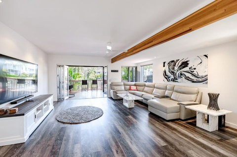 Riverside Noosa Sanctuary, Steps To Gympie Terrace - Accommodation Georgetown 3