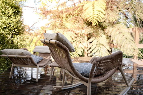 Romantic Garden Cottage With Home Cinema - Accommodation Georgetown 2
