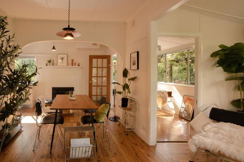 Romantic Garden Cottage With Home Cinema - Accommodation Georgetown 1