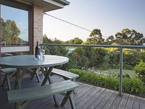 Roanjoka Dromana - Accommodation Georgetown 0
