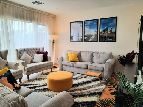 Room In Guest Room - Private Room In A Charming Hampton-style Home Ten Minutes From Fremantle Port - Accommodation Georgetown 0