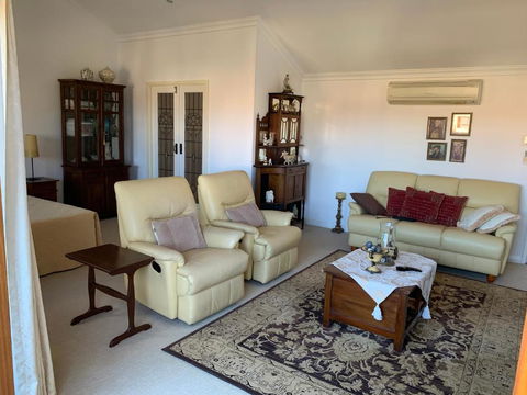 Room With A View - Accommodation Georgetown 1