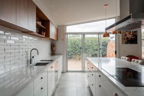 Rose Villa Heritage Home With Parking & WiFi - Accommodation Georgetown 2