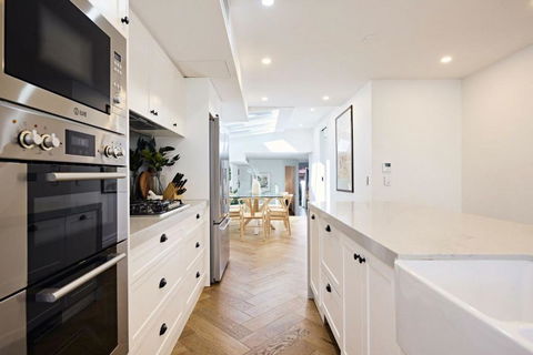 Royal Redfern I90 - Accommodation Georgetown 1