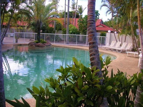 Runaway Bay Motor Inn - Accommodation Georgetown 1