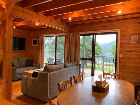 Russell Falls Holiday Cottages - Accommodation Georgetown 3