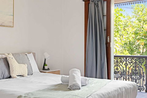 Rustic Queen Room In Glebe - Next To USYD - Shared Bathroom - Accommodation Georgetown 1