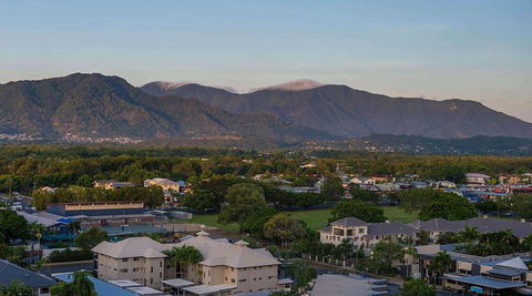Rydges Esplanade Resort Cairns - Accommodation Georgetown 1