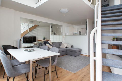 S203S - The Loft By Darling Harbour - Accommodation Georgetown 1