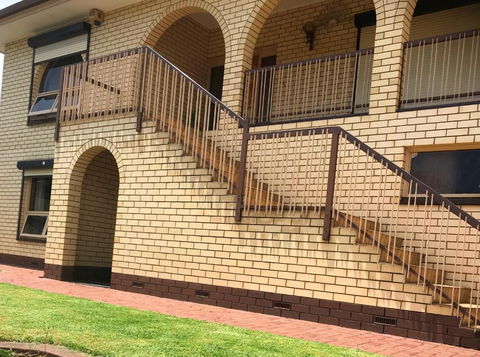 SA House - Accommodation Georgetown 1