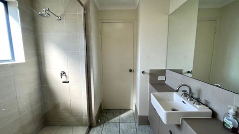 Sahara Sands Unit 10 - Accommodation Georgetown 2
