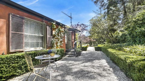 Saint Eloi Le Jardin - Accommodation Georgetown 2