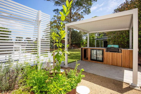 Salt And Pepper Pet Friendly 5 Mins Drive To Beach - Accommodation Georgetown 3