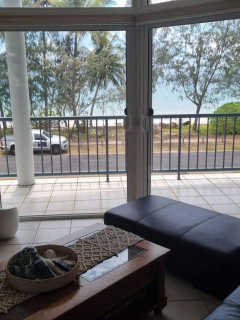 Salt On South - Beachfront Bliss - Accommodation Georgetown 1