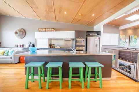 Saltwater 5 - Sleeps 8 - Close To Main Beach - Accommodation Georgetown 1