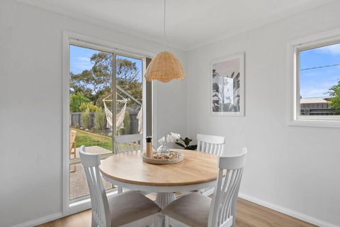 Salty Air Cottage - Accommodation Georgetown 2