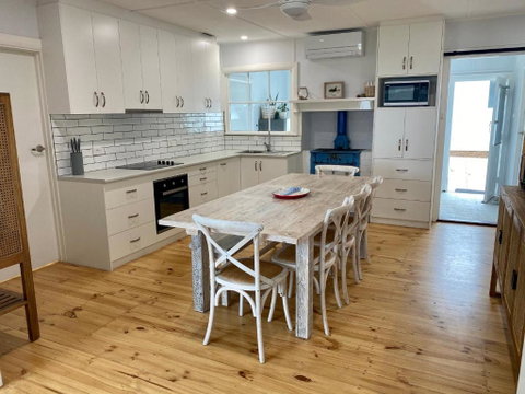 Salty Dog - Accommodation Georgetown 1