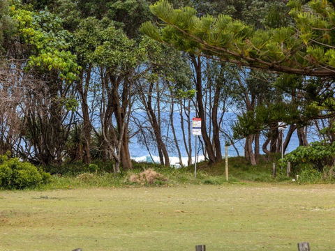 Salty Kisses On Marine Parade - Accommodation Georgetown 1