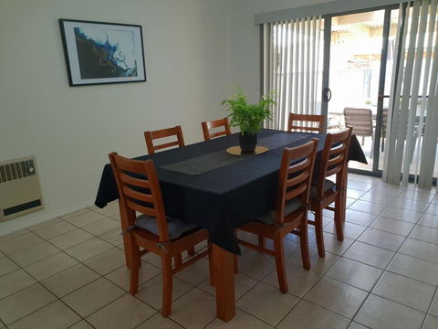 SAN Mateo - Accommodation Georgetown 2