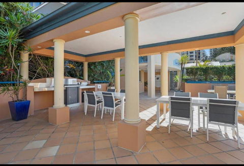 San Mateo On Broadbeach - Accommodation Georgetown 1