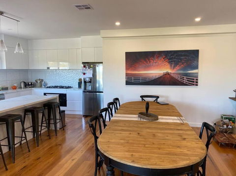 Sanary A Modern Beach Home In Martha Cove - Accommodation Georgetown 2