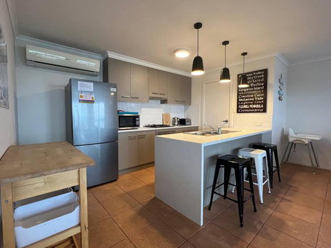 Sandcastle - A Esplanade Place, Stunning Views - Accommodation Georgetown 0
