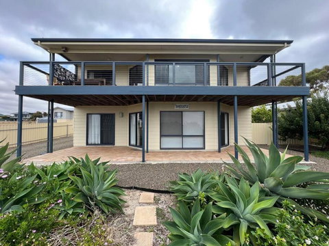 Sandcastle - A Esplanade Place, Stunning Views - Accommodation Georgetown 3