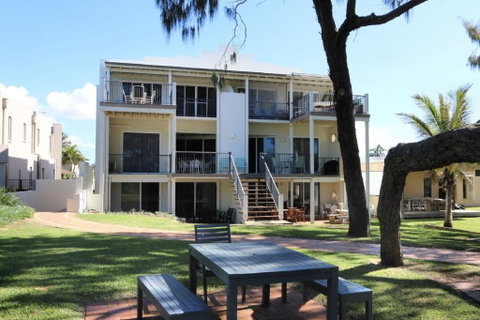 Sandcastles 8 - Accommodation Georgetown 3