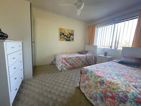 Sandpebbles 1 Pebbly Beach - Accommodation Georgetown 3