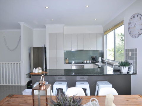 Sandpiper 3 - Close To Town And Beach - Accommodation Georgetown 2