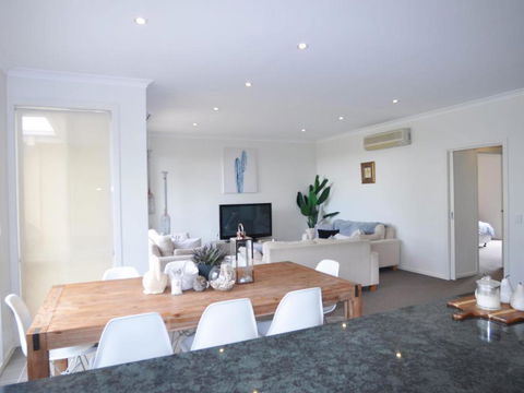 Sandpiper 3 - Close To Town And Beach - Accommodation Georgetown 0