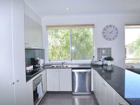 Sandpiper 3 - Close To Town And Beach - Accommodation Georgetown 3