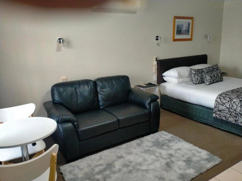 Sandstock Motor Inn Armidale - Accommodation Georgetown 1