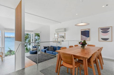 Sandy Bay Beachfront Oasis Direct Beach Access - Accommodation Georgetown 2