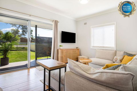 Sandy Paws - Pet Friendly - 4 Mins Walk To Beach - Accommodation Georgetown 1