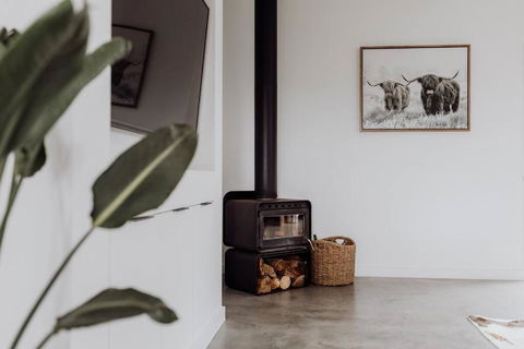 Scandi At Stieglitz Sleeps 6 Modern & Stylish - Accommodation Georgetown 1