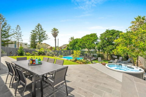 Sea La Vie - Pet Friendly With Fireplace And Swimming Pool & Spa - Accommodation Georgetown 2